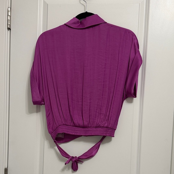 NWT Steve Madden Magenta Button-Down Shirt - Small - Picture 5 of 10